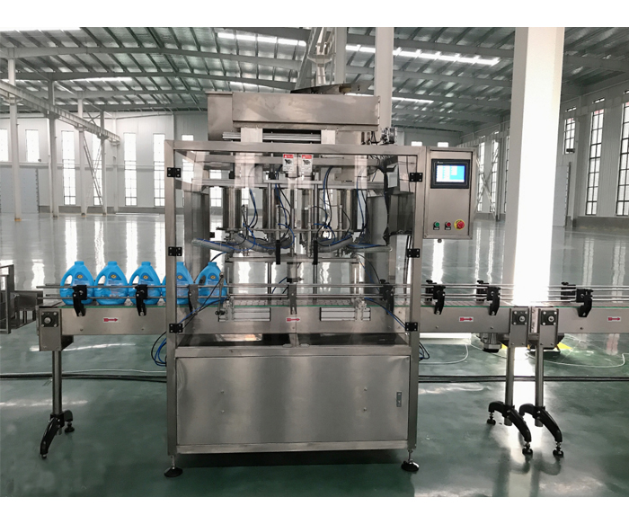 Piston filling machine